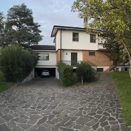 Guest house The Little Verona *