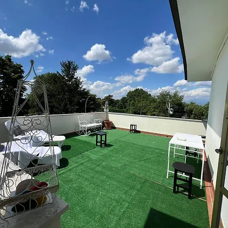 The Little Verona Guest house