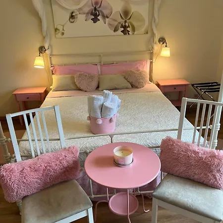 Guest house The Little Verona *